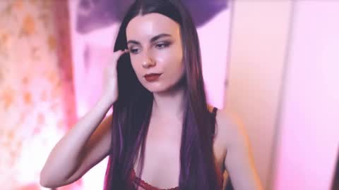 Snapshot of too_beautiful chatting on 02-24-25, 06:16 Elizabeth online show from 02-24-25, 06:16