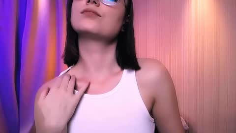 Snapshot of too_beautiful chatting on 12-03-25, 06:50 Elizabeth online show from 12-03-25, 06:50