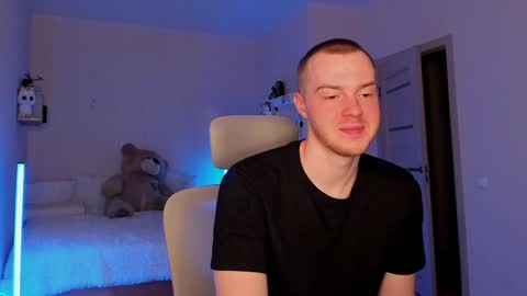 Snapshot of toohornyserj chatting on 12-09-24, 02:13 toohornyserj online show from 12-09-24, 02:13