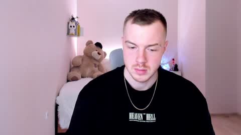 Snapshot of toohornyserj chatting on 01-26-25, 11:39 toohornyserj online show from 01-26-25, 11:39