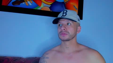 Snapshot of toonnydee chatting on 12-27-24, 03:31 Tony Dee online show from 12-27-24, 03:31