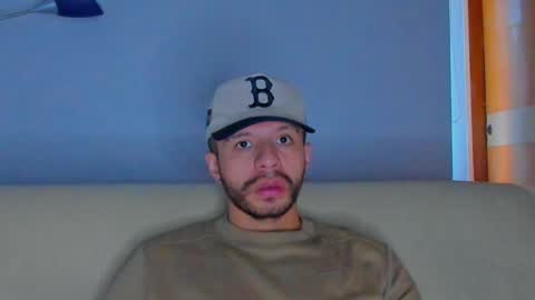 Snapshot of toonnydee chatting on 01-16-25, 10:44 Tony Dee online show from 01-16-25, 10:44