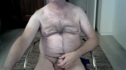 Snapshot of tooohard chatting on 10-17-25, 09:17 Alex online show from 10-17-25, 09:17