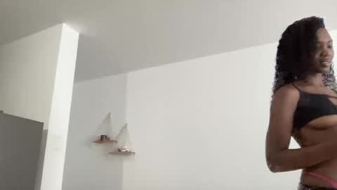 Snapshot of tootie03 chatting on 10-05-25, 09:18 tootie03 online show from 10-05-25, 09:18