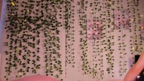 Alice and Sandra online show from 09-17-25, 10:17