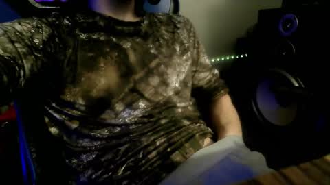 Snapshot of topplesstable18075 chatting on 01-16-26, 06:17 topplesstable18075 online show from 01-16-26, 06:17