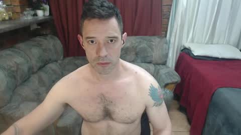 Snapshot of toptobottom4u chatting on 05-20-26, 03:45 toptobottom4u online show from 05-20-26, 03:45