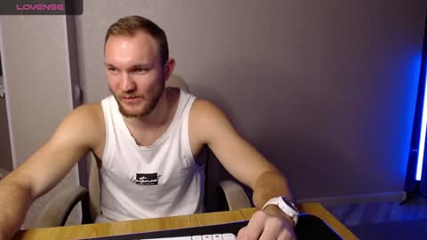 Snapshot of toress1 chatting on 01-21-25, 05:30 Glebaty online show from 01-21-25, 05:30