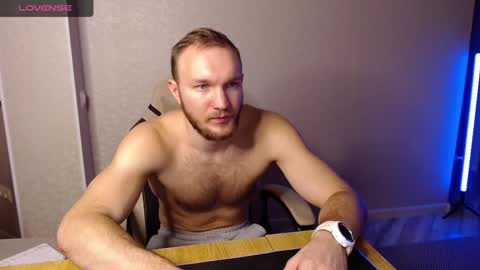 Snapshot of toress1 chatting on 01-23-25, 08:13 Glebaty online show from 01-23-25, 08:13