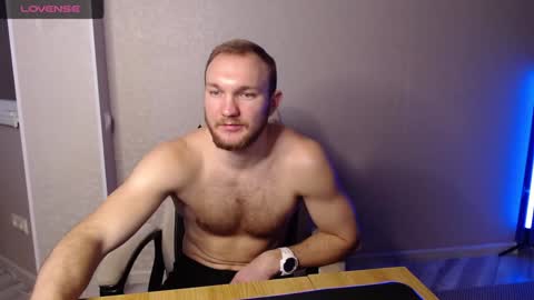 Snapshot of toress1 chatting on 01-25-25, 09:57 Glebaty online show from 01-25-25, 09:57