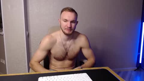 Snapshot of toress1 chatting on 02-14-25, 05:25 Glebaty online show from 02-14-25, 05:25