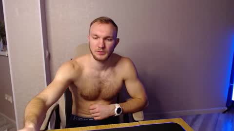 Snapshot of toress1 chatting on 02-15-25, 12:01 Glebaty online show from 02-15-25, 12:01