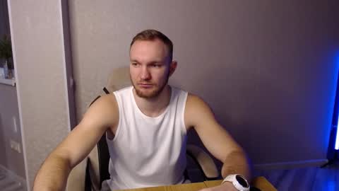 Snapshot of toress1 chatting on 02-17-25, 12:59 Glebaty online show from 02-17-25, 12:59