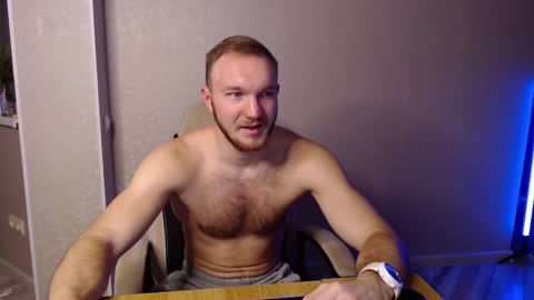 Snapshot of toress1 chatting on 02-24-25, 05:11 Glebaty online show from 02-24-25, 05:11