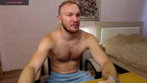 Snapshot of toress1 chatting on 09-14-25, 09:52 Glebaty online show from 09-14-25, 09:52