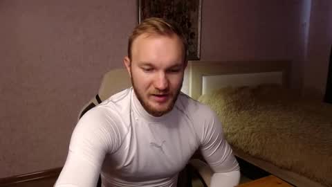 Snapshot of toress1 chatting on 11-06-25, 09:21 Glebaty online show from 11-06-25, 09:21