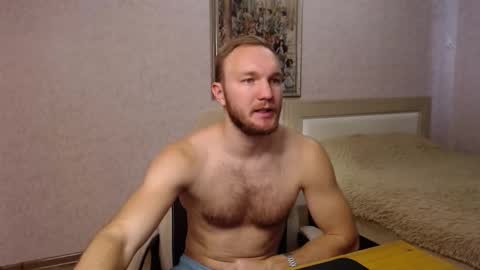 Snapshot of toress1 chatting on 11-11-25, 08:58 Glebaty online show from 11-11-25, 08:58