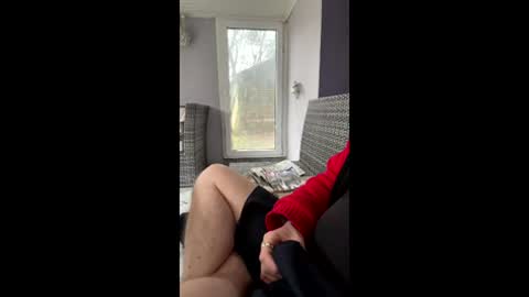 Snapshot of torexpan1 chatting on 12-19-25, 10:00 torexpan1 online show from 12-19-25, 10:00