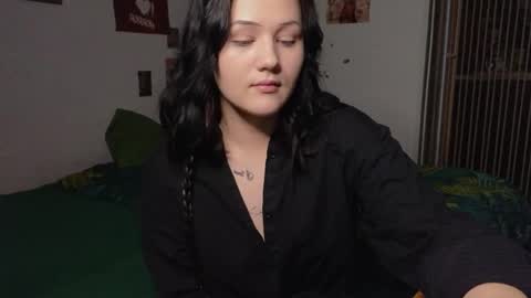 Snapshot of tori_sweet_tori chatting on 04-08-26, 02:17 Tori online show from 04-08-26, 02:17