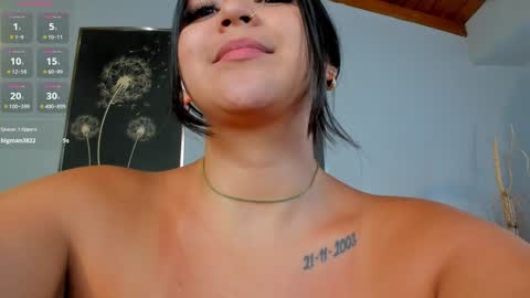 Tori Cross online show from 01-27-25, 06:52