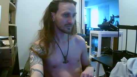 Snapshot of tornado2156 chatting on 01-06-25, 08:50 Tornado2156 online show from 01-06-25, 08:50