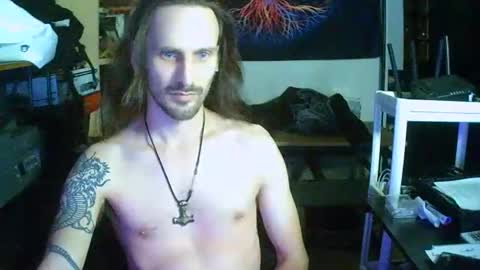 Snapshot of tornado2156 chatting on 01-19-25, 11:10 Tornado2156 online show from 01-19-25, 11:10