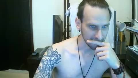 Snapshot of tornado2156 chatting on 02-15-26, 07:21 Tornado2156 online show from 02-15-26, 07:21