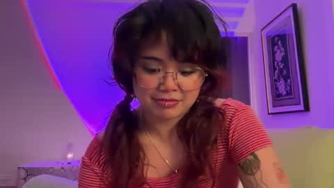 Snapshot of toro_luna chatting on 03-24-26, 03:44 boy luna next stream thurs 226 855pm 0 pst online show from 03-24-26, 03:44