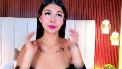 Ana Maria  online show from 09-25-25, 01:26