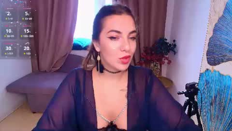 Victoria  online show from 08-08-26, 02:57