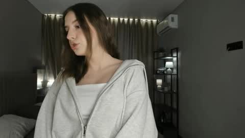 Kate online show from 02-10-26, 05:00