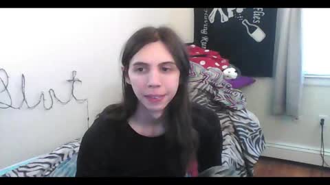 Snapshot of totalfuckingadorable chatting on 02-12-26, 10:16 Luna online show from 02-12-26, 10:16