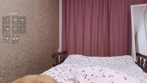 Snapshot of totallytiny_ chatting on 12-28-24, 08:04 see you December 4th beloved friends online show from 12-28-24, 08:04