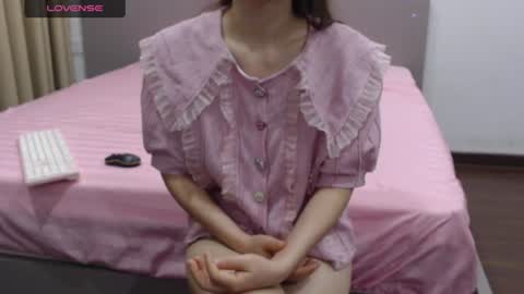 Snapshot of totoro_09 chatting on 06-22-26, 03:25 Angelina online show from 06-22-26, 03:25