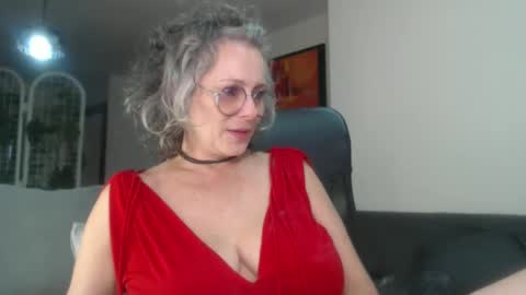 TotyPink online show from 02-08-25, 04:25