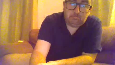 Snapshot of toucanfuck chatting on 01-22-25, 01:42 tryingnewthings online show from 01-22-25, 01:42
