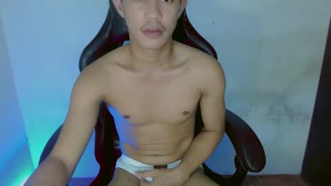 Snapshot of touch_of_alison chatting on 02-05-25, 02:40 Alison online show from 02-05-25, 02:40