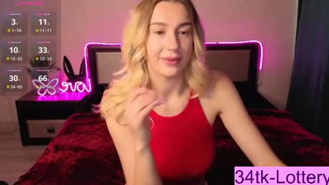 Snapshot of toxicdollkiss chatting on 07-01-26, 03:19 ToxicDollKiss online show from 07-01-26, 03:19