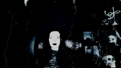 Snapshot of toxicdomme chatting on 06-12-26, 06:07 toxicdomme online show from 06-12-26, 06:07