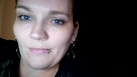 Snapshot of toxiclilly chatting on 12-08-24, 03:24 Lilly Miss Mistress Goddess Maam Queen Boss online show from 12-08-24, 03:24