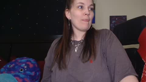 Snapshot of toxiclilly chatting on 11-08-25, 07:41 Lilly Miss Mistress Goddess Maam Queen Boss online show from 11-08-25, 07:41