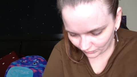 Snapshot of toxiclilly chatting on 11-30-25, 08:18 Lilly Miss Mistress Goddess Maam Queen Boss online show from 11-30-25, 08:18