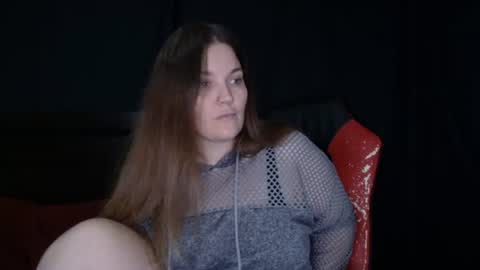 Snapshot of toxiclilly chatting on 06-25-26, 06:23 Lilly Miss Mistress Goddess Maam Queen Boss online show from 06-25-26, 06:23