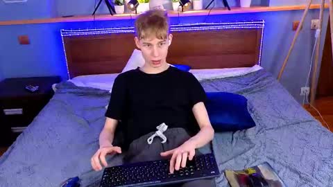 Max online show from 02-28-26, 10:16