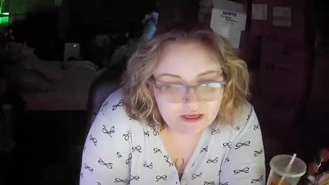 Snapshot of toxicsamarha chatting on 11-09-25, 12:03 toxicsamarha online show from 11-09-25, 12:03