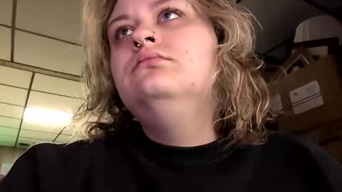 Snapshot of toxicsamarha chatting on 11-12-25, 08:59 toxicsamarha online show from 11-12-25, 08:59