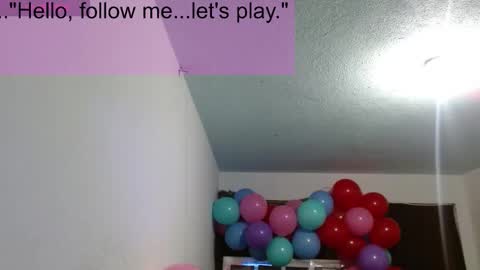 Snapshot of toxxxic_cams chatting on 09-24-25, 08:06 toxca69 online show from 09-24-25, 08:06