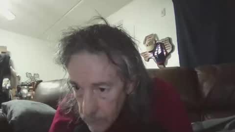 Snapshot of tpatslvr chatting on 02-24-26, 11:08 Sasha online show from 02-24-26, 11:08