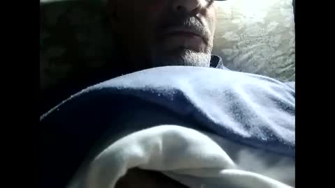 Snapshot of tra649167 chatting on 03-08-25, 10:02 tra649167 online show from 03-08-25, 10:02