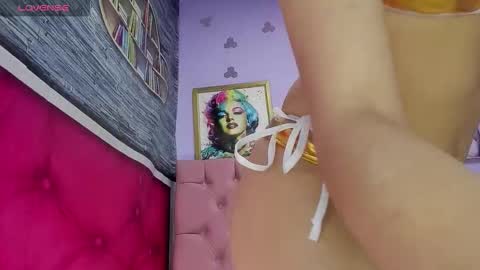 Snapshot of tracy_ks chatting on 10-04-25, 02:59 tracy_ks online show from 10-04-25, 02:59